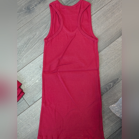 ICON Canada Rust-Colored Ribbed Tank Top - Picture 2 of 3